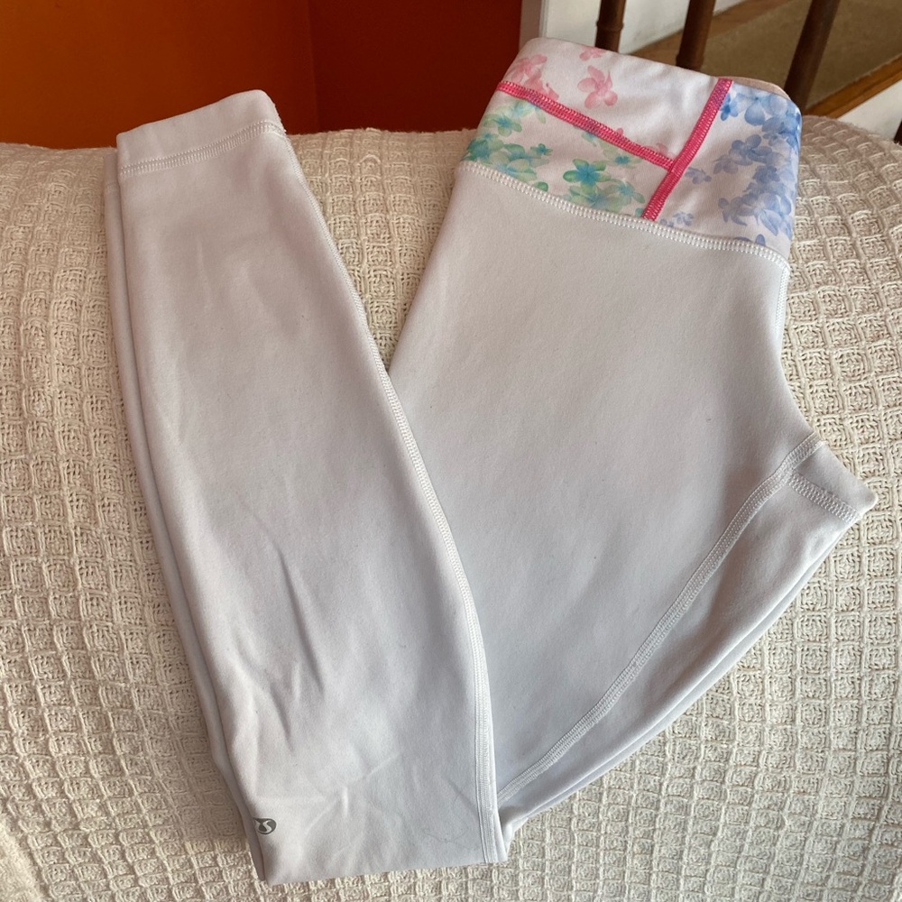 Lululemon Reversible Wunder Under Leggings